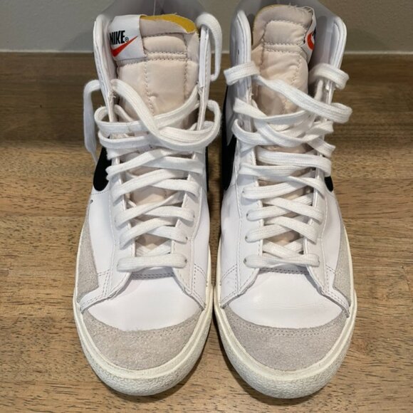 Women's Nike Blazer Mid 77 White, Size US 10, EUC - Picture 8 of 9